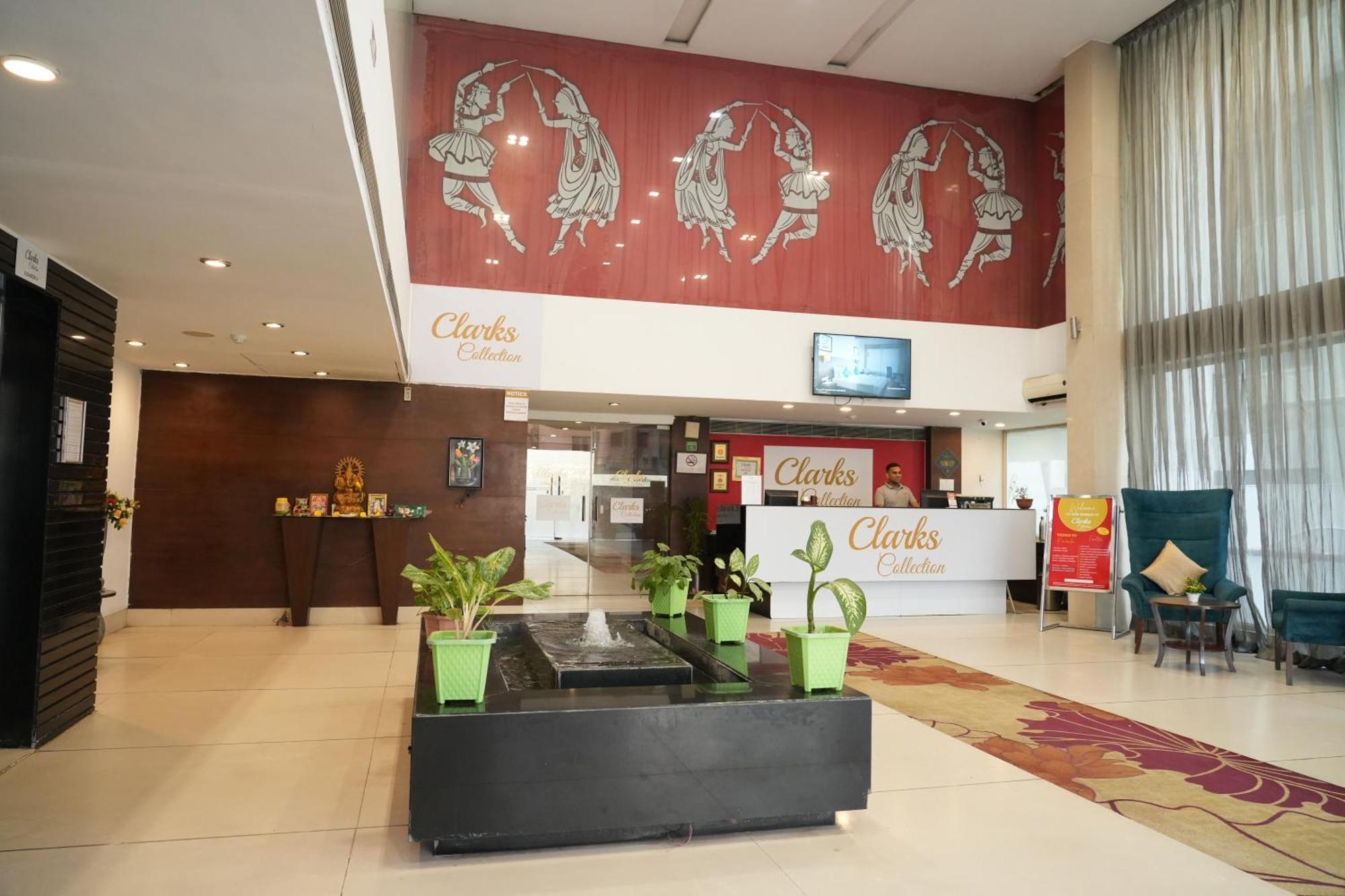 Hotel Clarks Collection Bhávnagar Exteriér fotografie